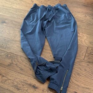 Albion Women’s Navy Jetsetter Jogger Pants